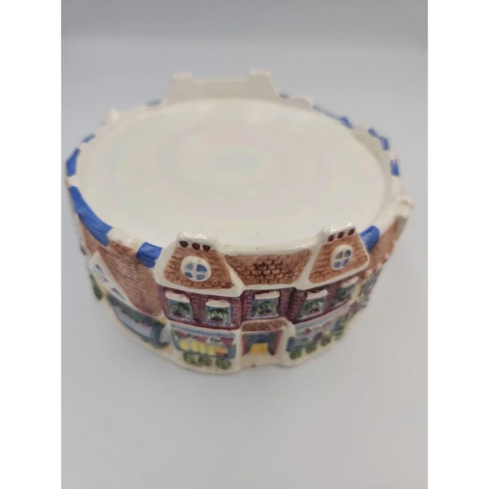 Victorian Christmas  Cookie/Candy Dish By Cardinal,‎ Inc